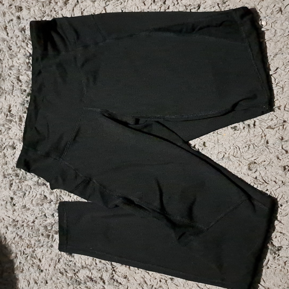 Champion black leggings with back zipper pocket, XS like new